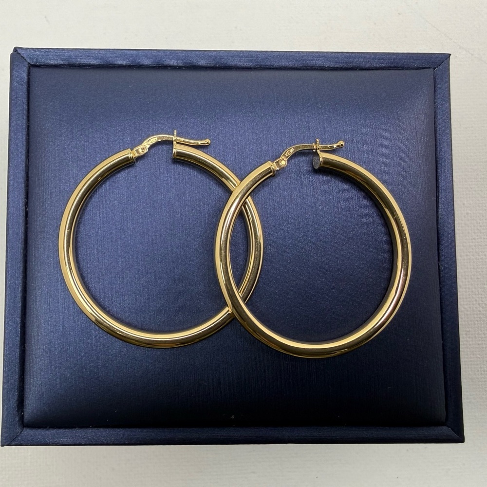 18K Genuine Yellow Gold Classic Big Hoop Earrings 35.6mm 2.87 Grams (Preowned)